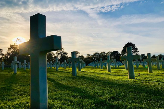 Normandy D-Day Landing Beaches with Private Guide From Paris - Guided Commentary and Site Context at Each Location