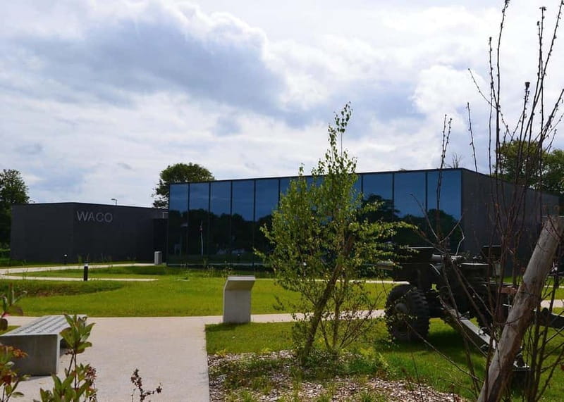 Normandy: Entry ticket to the Airborne Museum - the history of the D-Day landings - Walking in the Footsteps of Paratroopers of June 6, 1944