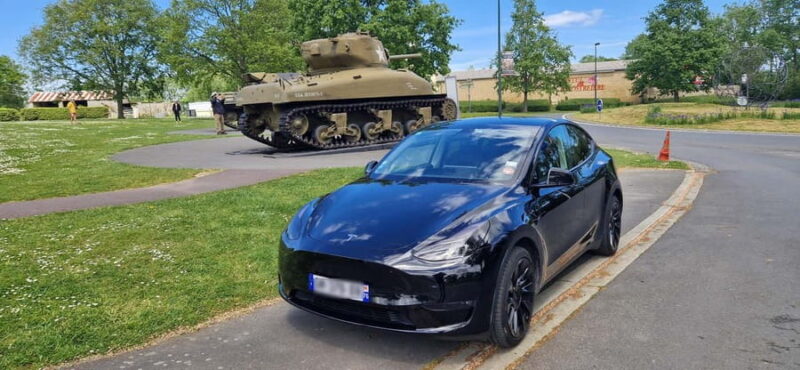 Normandy Landing Beaches: Private Day Tour from Bayeux - Exploring Sainte-Mère-Église: The First Liberated Town