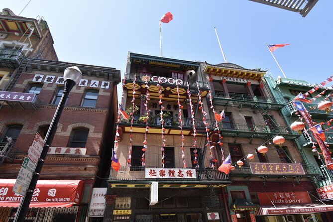 North Beach and Chinatown Smartphone Guided Walking Tour - Exploring North Beach and Chinatown on Your Terms