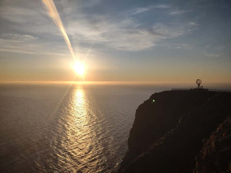 North Cape and King Crab Tour with Sámi Camp Tour - Explore the Iconic North Cape in Arctic Norway