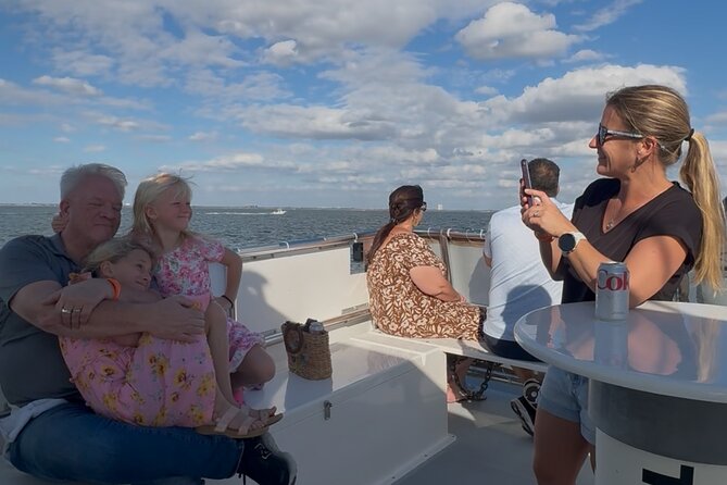 North Captiva, Island Club Day Excursion From Fort Myers Beach - Dining Options at Mangos Bar & Grill