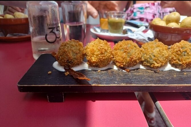 North Tour, Viewpoint, Brunch, White beach & lava pools - Exploring the Natural Lava Pools at Punta Mujeres