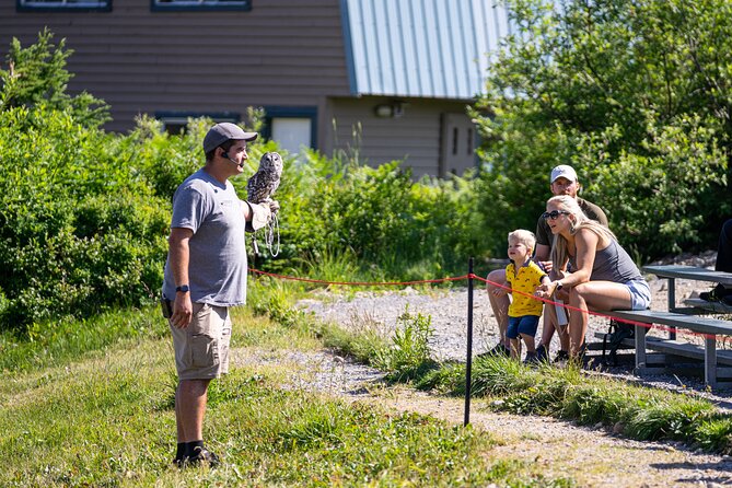 North Vancouver and Grouse Mountain Tour - Leisure Time at Lonsdale Quay Market and Shipyards District
