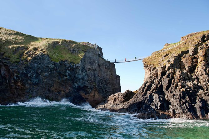 Northern Ireland including Giant's Causeway Rail Tour from Dublin - Optional Crossing of the Carrick-a-Rede Rope Bridge