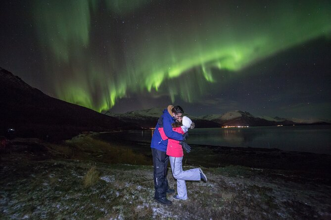 Northern Lights Big Bus Chase with Free Photos - Tromsos Arctic Night Sky: What Makes This Tour Special