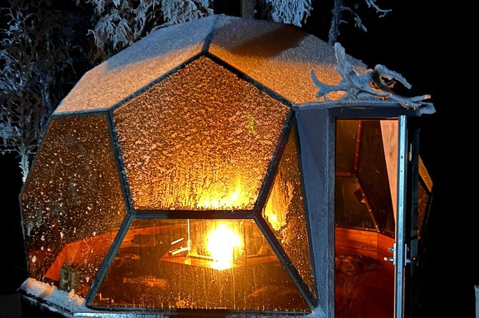 Northern Lights dinner in a Glass Igloo - Key Points