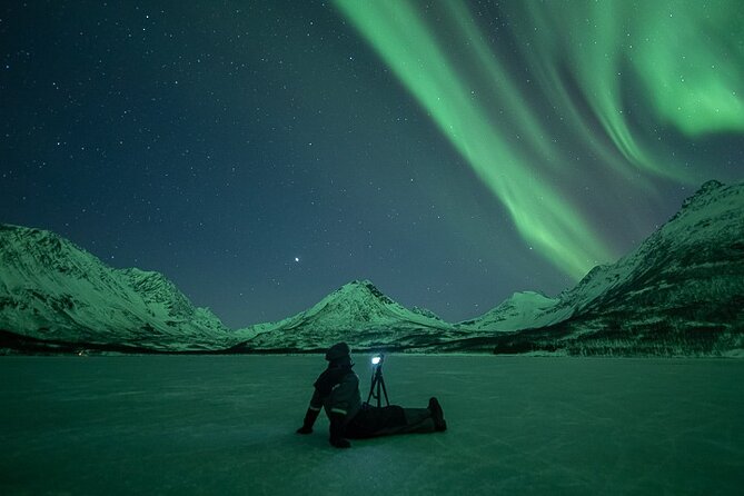 Northern Lights Expedition with Arctic Photo Guide max 6 guests - Discover the Ultimate Northern Lights Adventure in Tromso for Small Groups