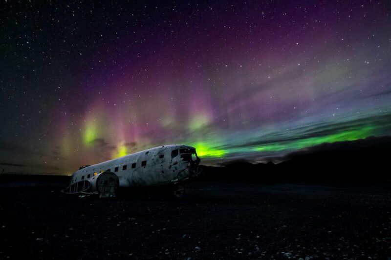 NORTHERN LIGHTS HUNT - PRIVATE TOUR - Departure from Reykjavík for a Southern Icelandic Night Sky Show