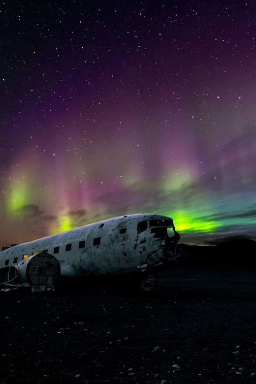 NORTHERN LIGHTS HUNT - PRIVATE TOUR - The Experience of Seeing the Aurora Borealis in Iceland