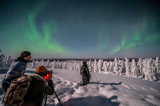 Northern Lights Hunting Photography Tour in Levi - Practicalities: Booking, Group Size, and Accessibility