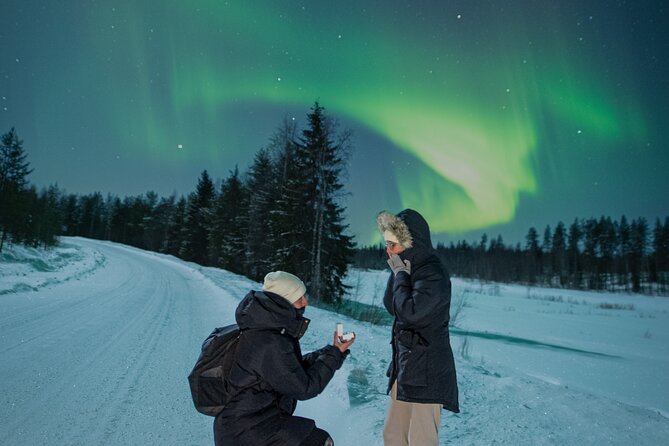 Northern Lights Hunting with a photographer (Only small groups) - Key Points