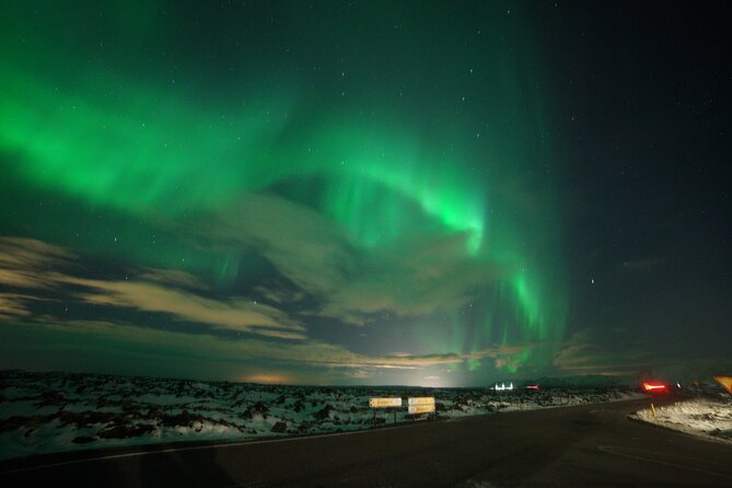 Northern Lights In luxury off-road SUV with Photos and Treats (Private 1-6 Pax) - Key Points