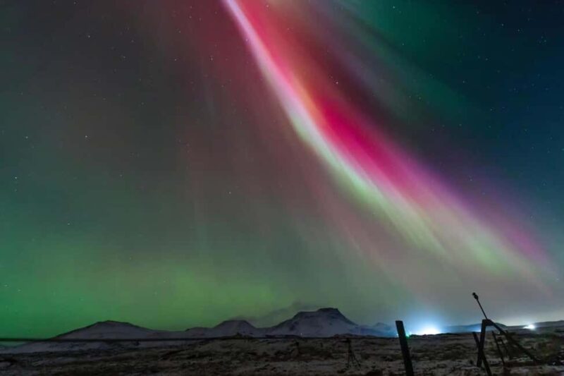 Northern Lights in Super Jeep, Photos, Hot Cocoa, Pastries - The Importance of Small-Group, Personalized Service