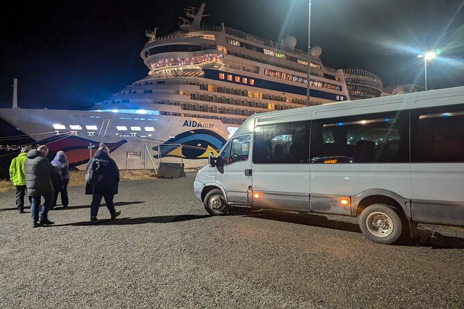 Northern Lights Minibus Chase Max 16 Person In Group - Practicalities: Meeting Points and Timing