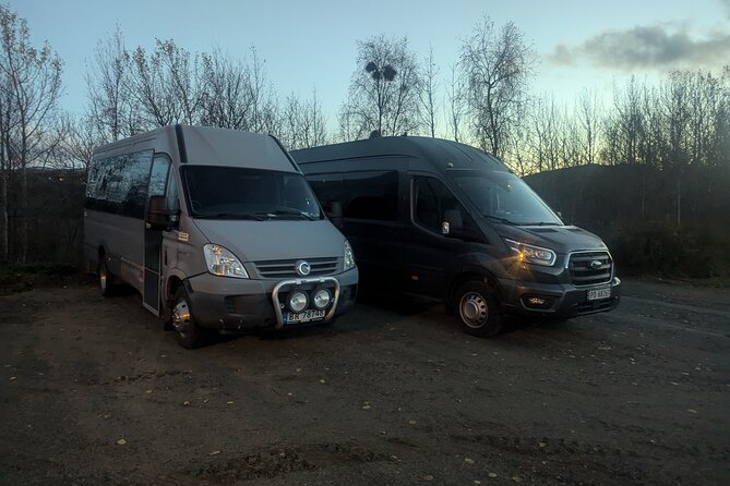 Northern Lights Minibus Chase Max 16 Person In Group - Cancellation and Booking Flexibility