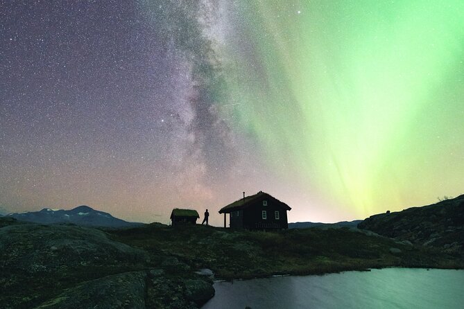 Northern Lights Photo Expedition Dinner Included from Abisko - Practical Details: Meeting Point, Timing, and Group Size