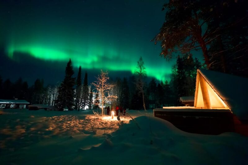 Northern Lights Tour in Atmospheric Cottage - Easy Logistics and Inclusive Service