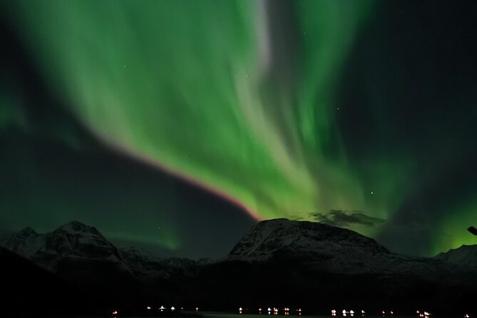 Northern Lights Tour, Tromso, Local Guide, Private Basecamp - The Experience of Waiting: Campfire, Snacks, and Storytelling