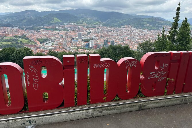 Northern Spain Tour in private 8 - 15 days Spanish English - Exploring the Lakes and Religious Sites in Asturias