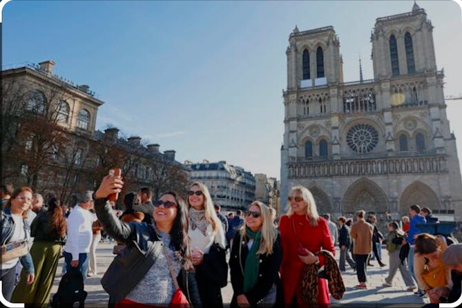 Notre Dame Area Guided Tour with Experienced Guide - Key Points