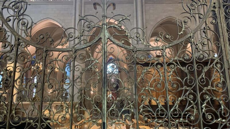 Notre-Dame Cathedral Interior & Île de la Cité Walking Tour - Practical Details and Meeting Point