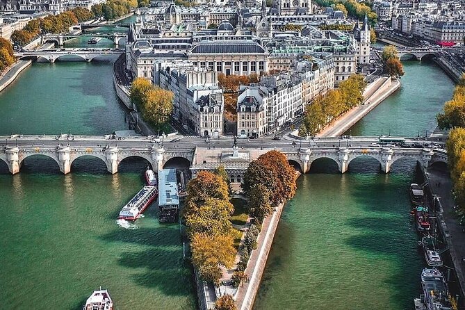 Notre Dame de Paris Outdoor Tour with Interior Visit Option - Insights into Notre Dame’s Ongoing Renovations