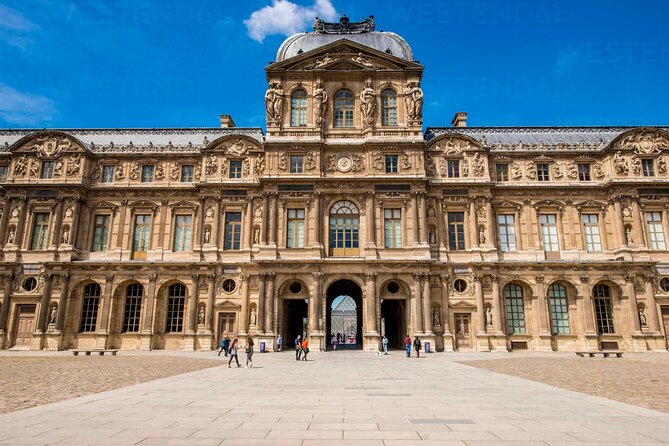 Notre Dame Outdoor and City Center of Paris with Local Guide - Key Points