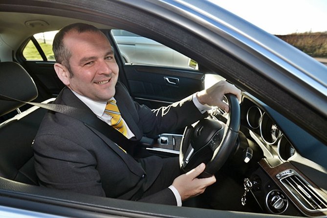 Nottinghamshire to London Heathrow Airport (LHR) Luxury Transfers - The Price Point: Value for Luxury and Reliability