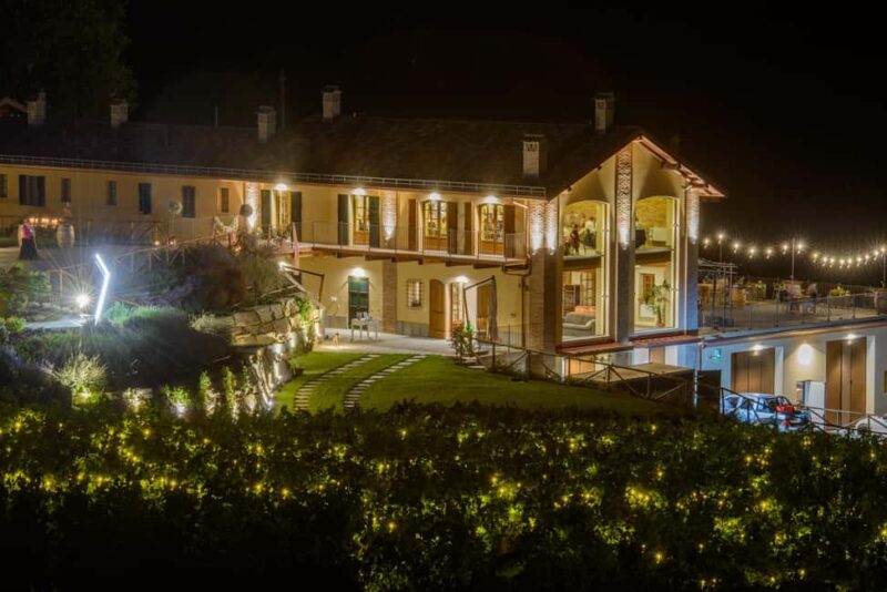 Novi Ligure: Guided tour of the winery with wine and chocolate tasting - The Art of Chocolate and Wine Pairing