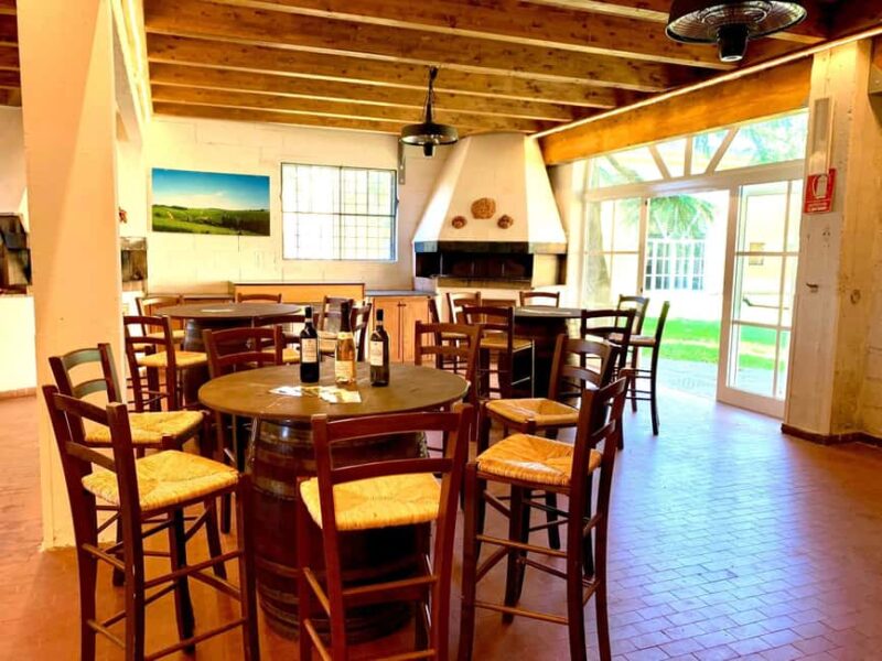 Novi Ligure: Vineyard Estate Tour & Lake Walk with Tasting - Discover the Estate’s Gardens and Historic Villa