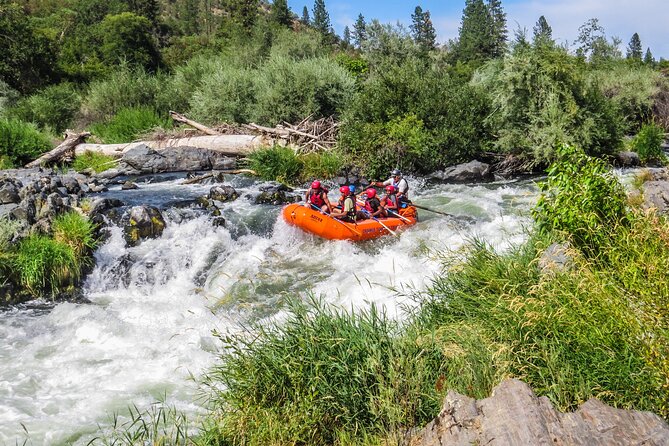 Nugget Falls class IV Half-Day Rafting on The Rogue River - Meet Your Guide and Expected Group Size