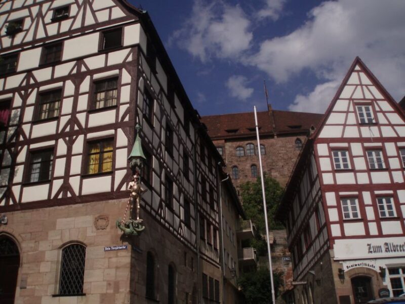 Nuremberg: 1.5-Hour Private Tour through Historical Old Town - Discover Nuremberg’s Romantic Old Town in 1.5 Hours