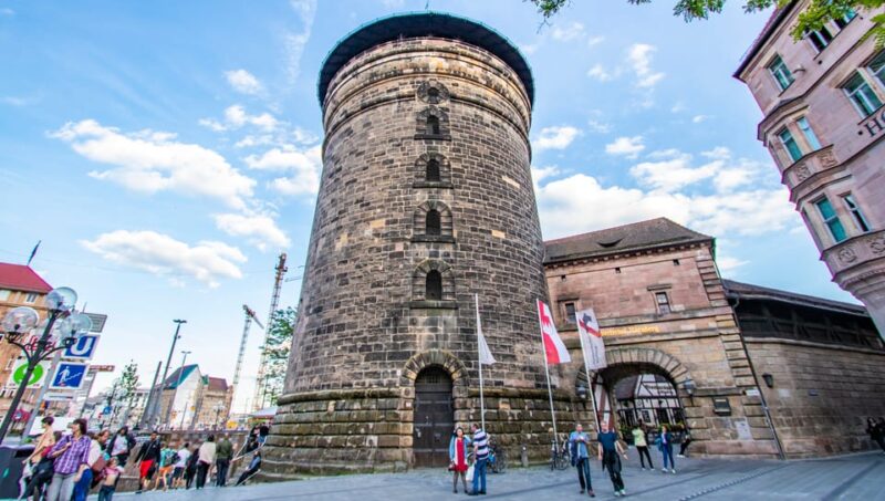 Nuremberg: Art and Culture revealed by a Local - Exploring Nuremberg’s Historic Monuments and Artistic Landmarks