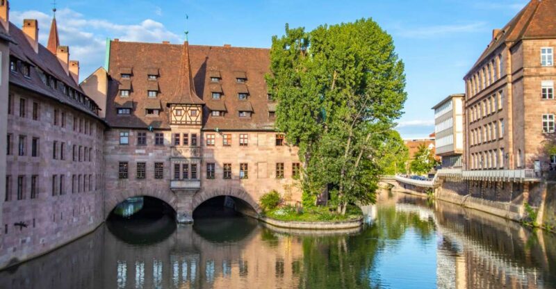 Nuremberg: Capture the most Photogenic Spots with a Local - Tailored Stops and Weather-Dependent Variations