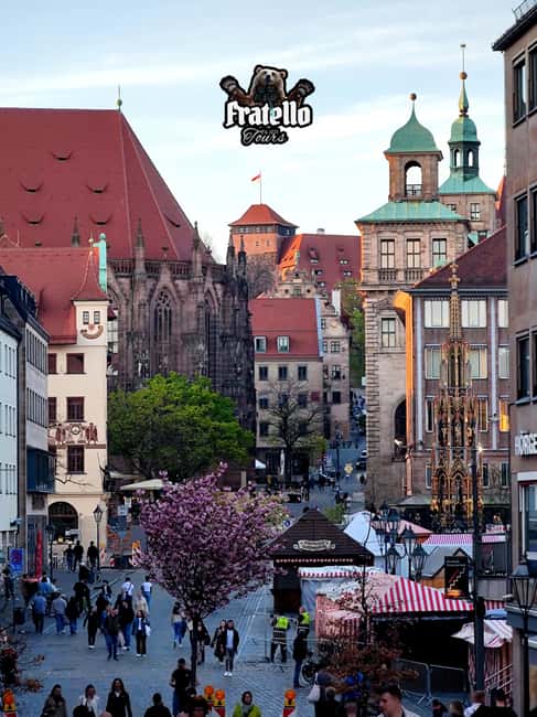 Nuremberg: Castle and Old Town Tour - incl. Tickets and red beer tasting - Discovering Artistic and Historic Spots