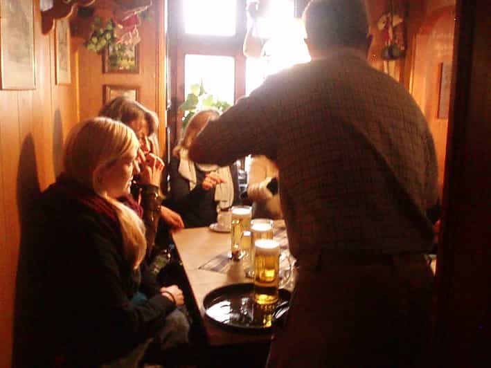 Nuremberg: Pub Crawl for Bachelor and Bachelorette Parties - Beer Tasting and Traditional Sausages in Nuremberg