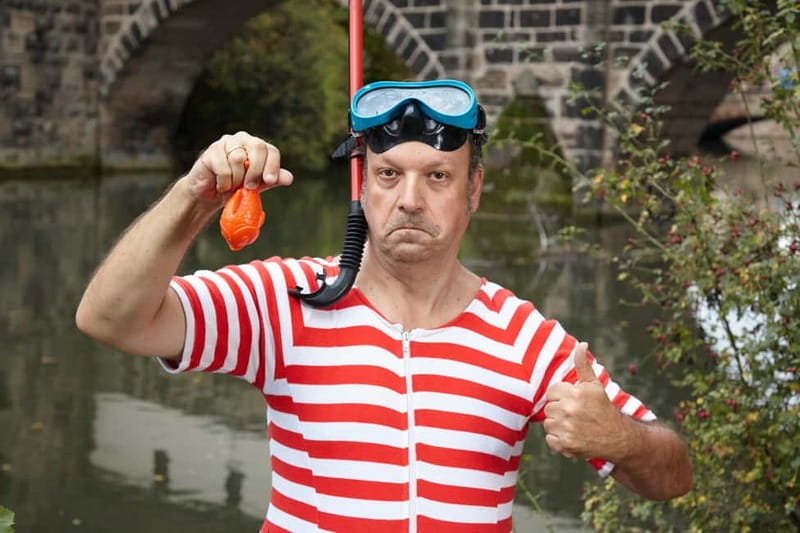 Nuremberg: Theater Tour "Of nightwatchmen, executioners, and nymphs" - Starting Point at Andreij-Sacharow-Platz and First Impressions