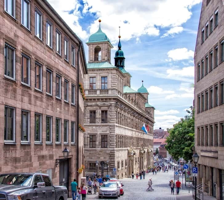 Nuremberg Tour - Half day - Discovering Handwerkerhof at the Königstor Entrance