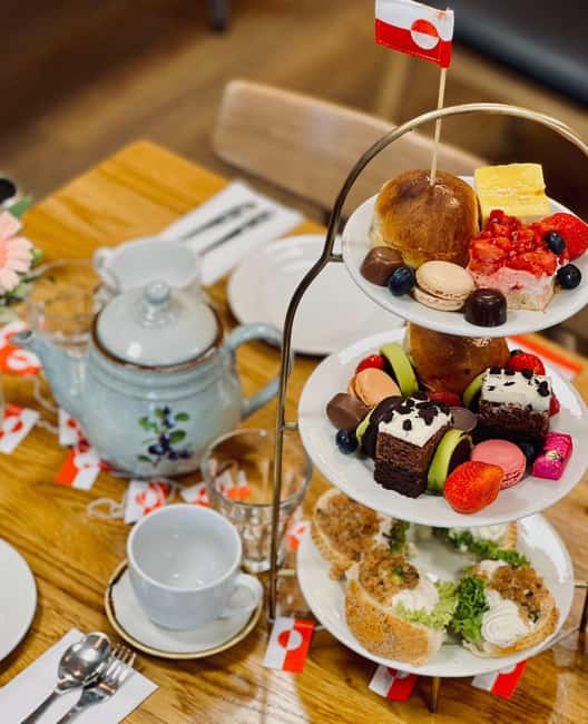 Nuuk City Highlights by Car with Greenlandic Tasting - Key Points