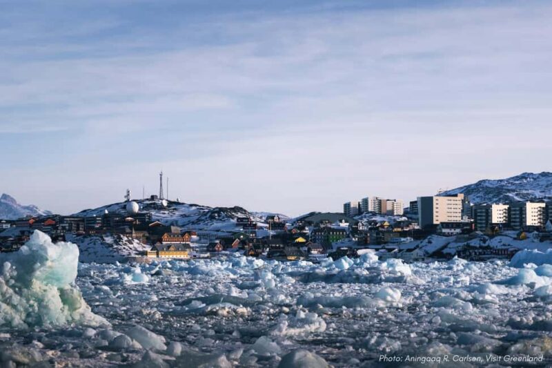 Nuuk Fjord Scenic Boat Tour with Greenlandic Picnic - Views of Sermitsiaq Mountain and Arctic Ice