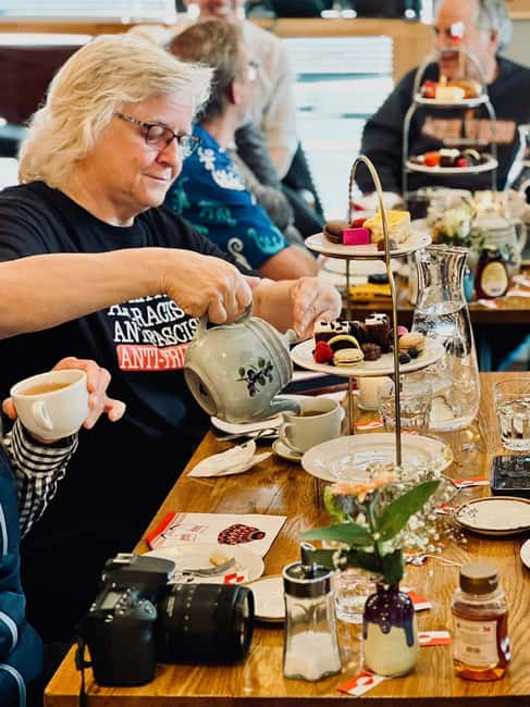 Nuuk Greenlandic Tea Tasting & Short Walk in Qinngorput - Discover Nuuk’s Greenlandic Tea Tasting & Short Walk in Qinngorput