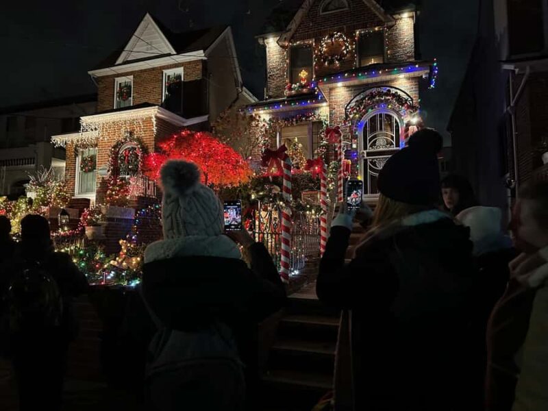 NYC at Night: 3.5 Hour Tour of Holiday Lights - Scenic Drive through Manhattan’s Iconic Landmarks