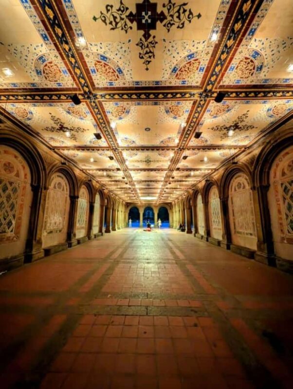 NYC: Central Park After Dark Night Tour with Photos - Capture Stunning Nighttime Photos with Professional Guidance