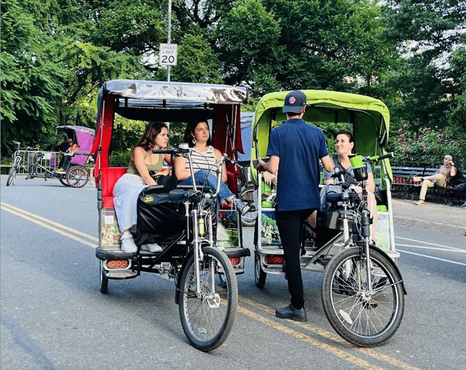 NYC: Central Park Pedicab Tour with Photo Stops - The Experience of a Professional Guide