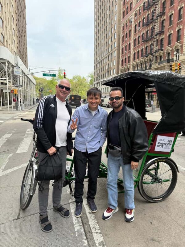 NYC: Central Park Storytelling Pedicab Tour with Theater - Professional and Friendly Guides Make the Difference