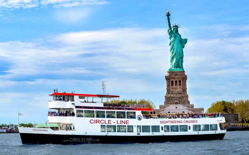 NYC: Circle Line 1hr Lady Liberty Cruise Skip-The-Box Office - Discover the Best of New York’s Harbor in 60 Minutes