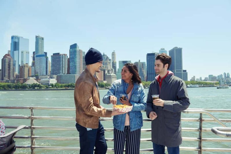 NYC: Circle Line 1hr Lady Liberty Cruise Skip-The-Box Office - Pass by Major NYC Landmarks and Skyline Highlights