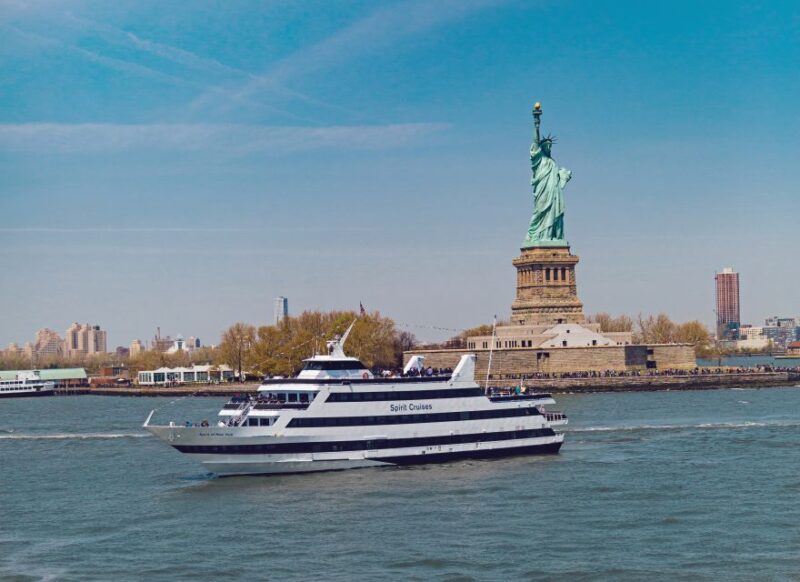 NYC: City Cruises Brunch, Lunch, or Dinner Buffet Cruise - Key Points