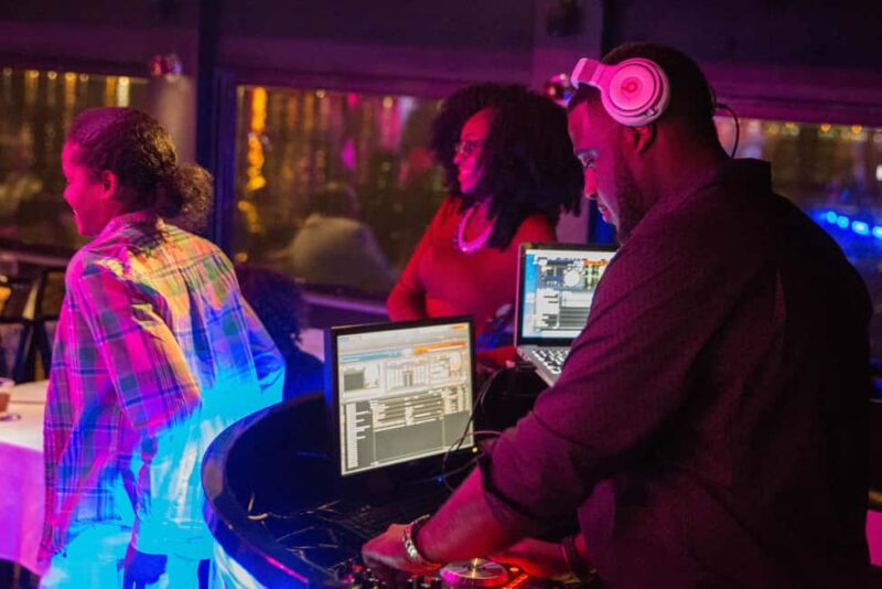 NYC: City Cruises Brunch, Lunch, or Dinner Buffet Cruise - Practical Information and Tips for Booking